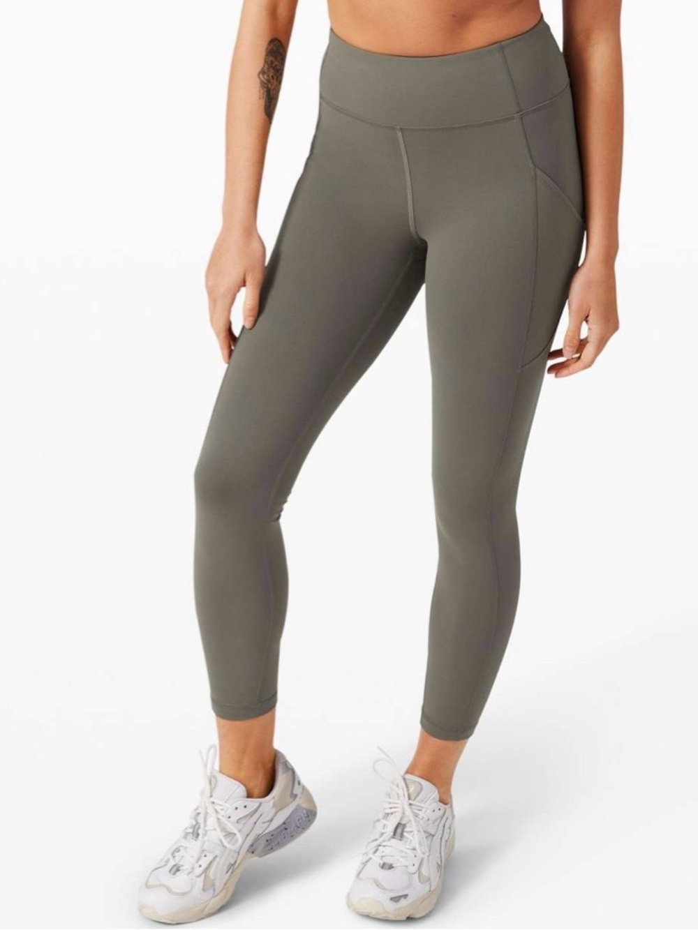 Lululemon Invigorate High-Rise Tight
25" size 24 in Grey Sage with pockets